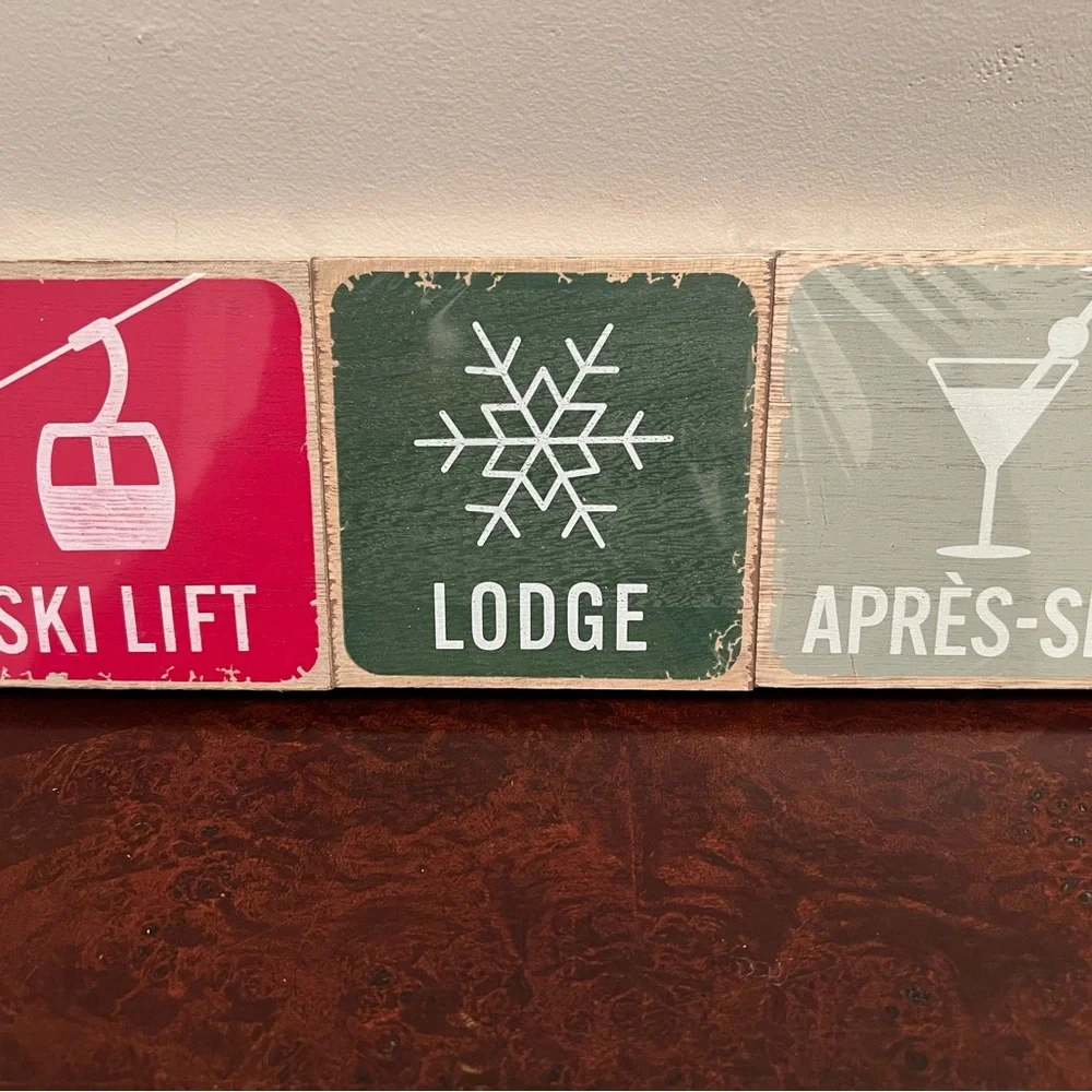 Target Ski Lift Lodge Après-Ski Wall Art Set